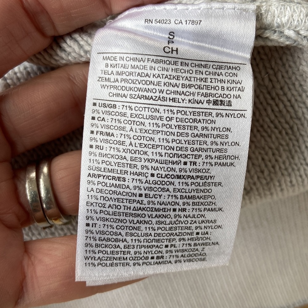 Banana Republic ’Dorito’ Sweater - Picture 11 of 11